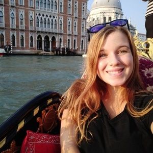 Meet your Posher, Georgia